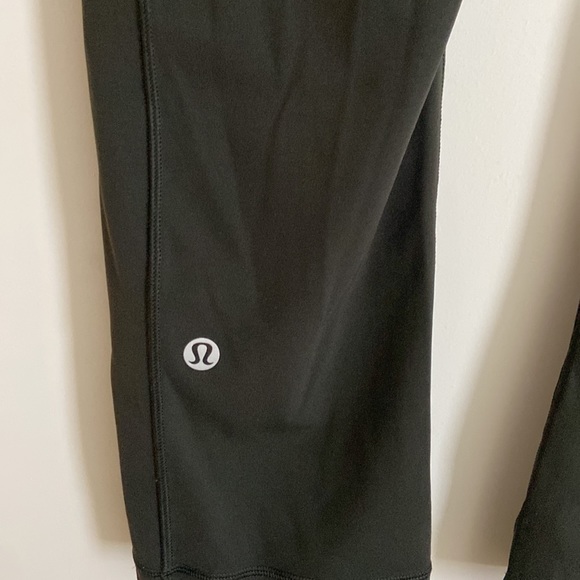Lululemon Speed Up Leggings - Picture 6 of 7